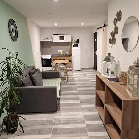 Apartman Comme A La Maison *